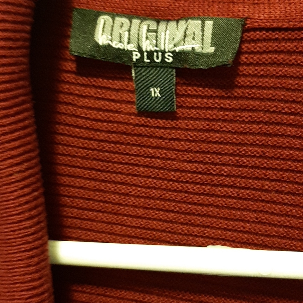 Sweater - Picture 3 of 3